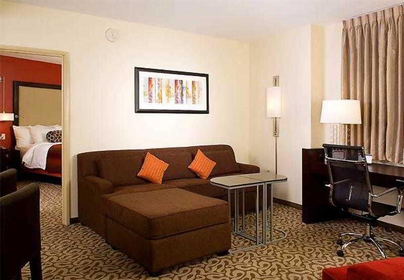Residence Inn By Marriott Fairfax City Exterior photo